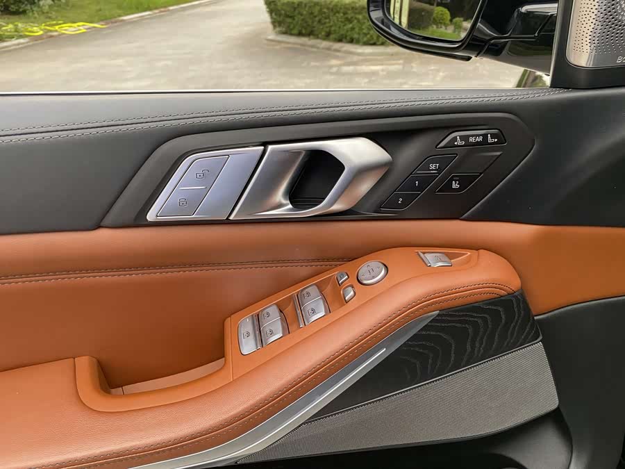 BMW X7 2021 #18 BMW X7 2021 car image #18