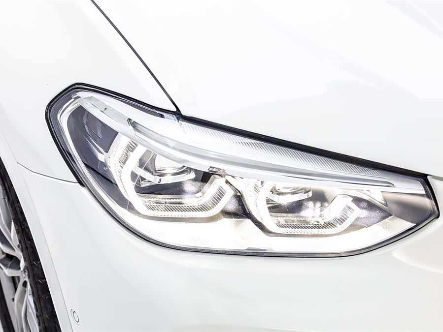 BMW X4 2020 immagine di auto #18