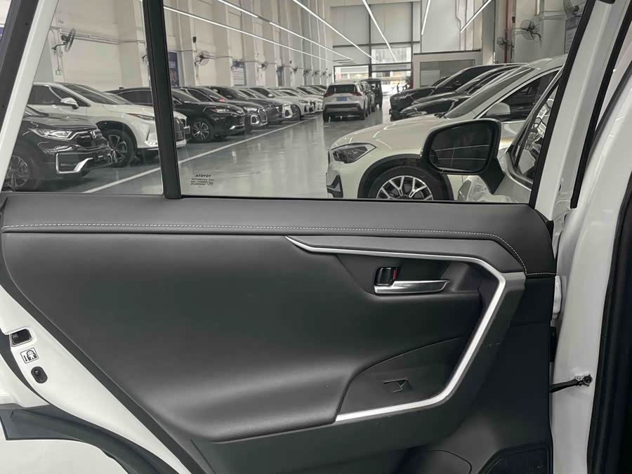 丰田 RAV4荣放 2021 汽车图片 #18