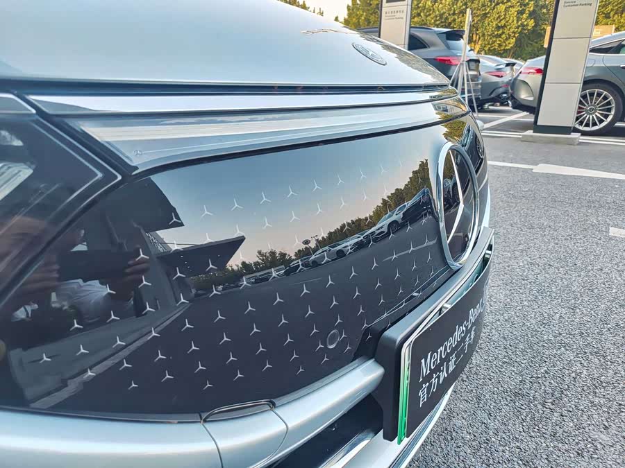 Mercedes-Benz EQS Class 2022 car image #18