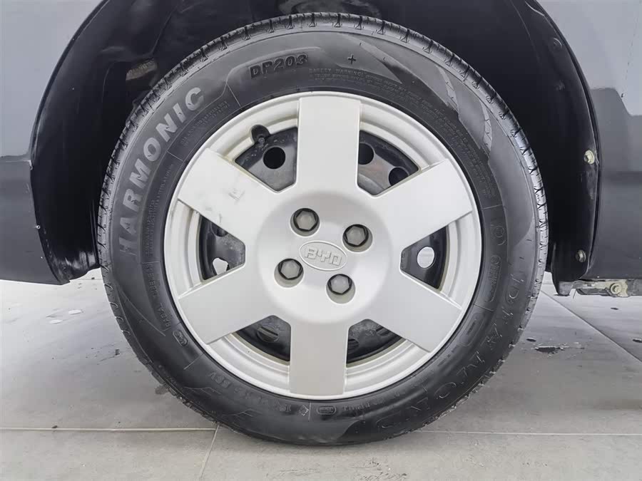 BYD F3 2018 immagine di auto #18