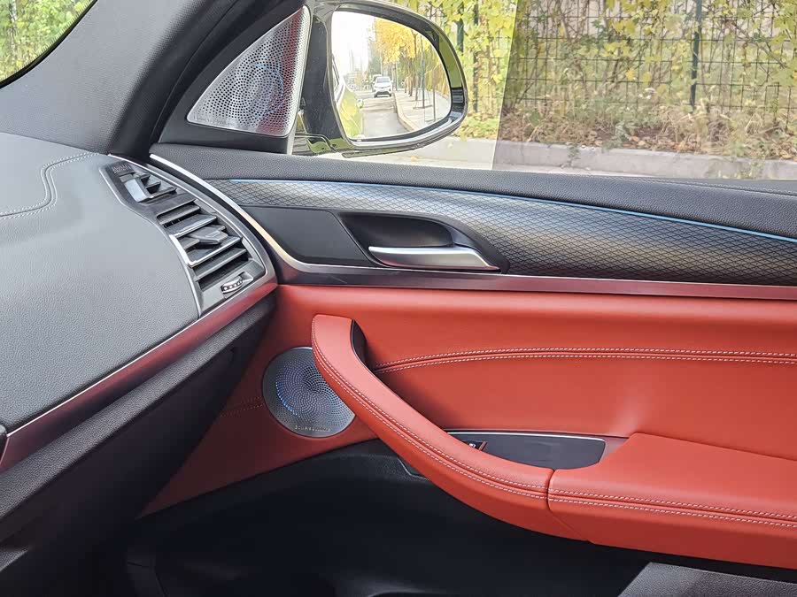 BMW X3 M 2022 #18 BMW X3 M 2022 صورة سيارة #18