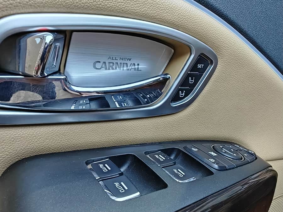 Kia Carnival (Imported) 2018 immagine di auto #18