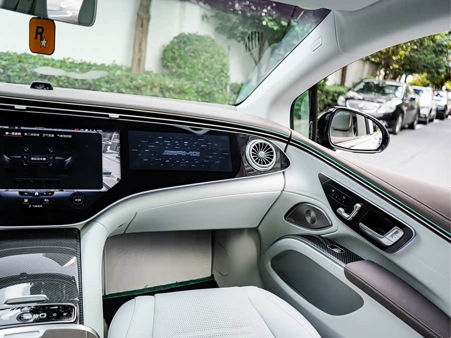 Mercedes-Benz EQS AMG 2024 car image #18