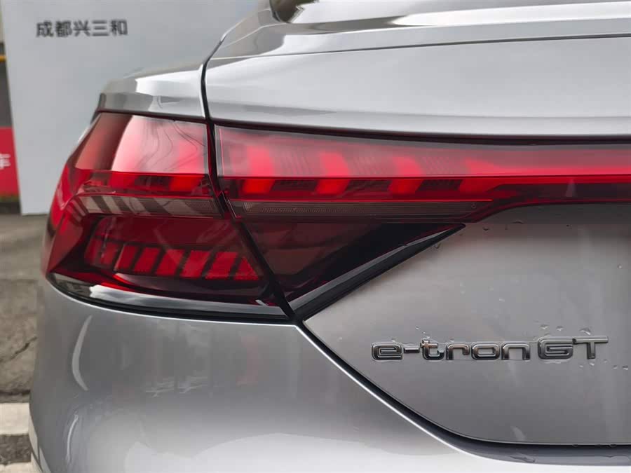 Audi e-tron GT 2024 #18 Audi e-tron GT 2024 image de voiture #18