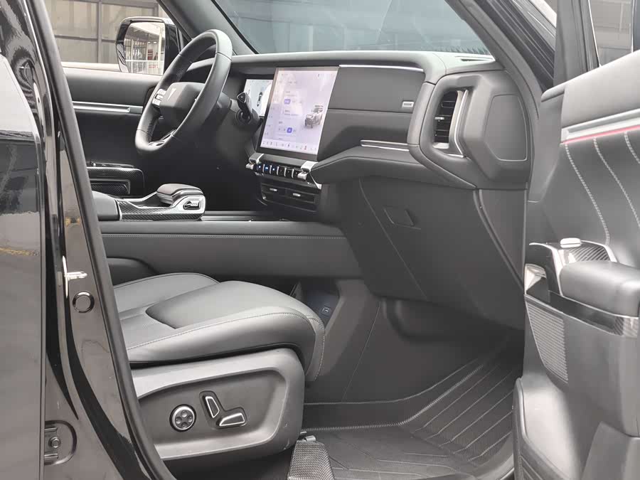 Deepal G318 2024 car image #18