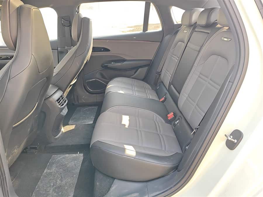 HongQi EH7 2024 #18 HongQi EH7 2024 car image #18