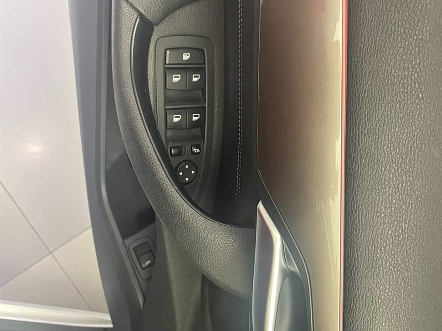 BMW X1 New Energy 2018 #18 BMW X1 New Energy 2018 car image #18