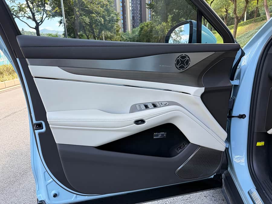 Denza N7 2024 car image #18