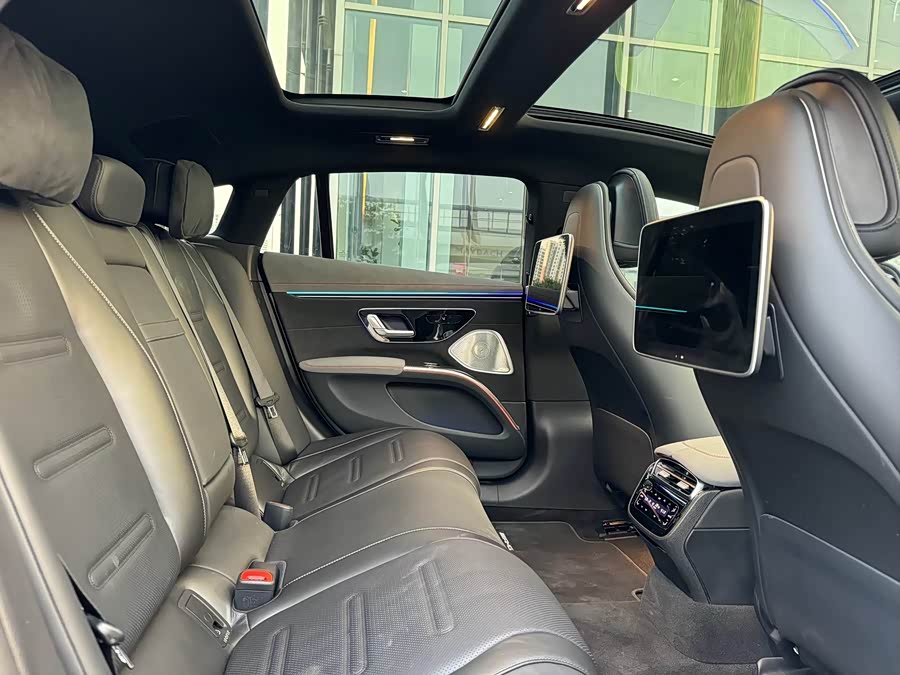 Mercedes-Benz EQS AMG 2024 #18 Mercedes-Benz EQS AMG 2024 car image #18