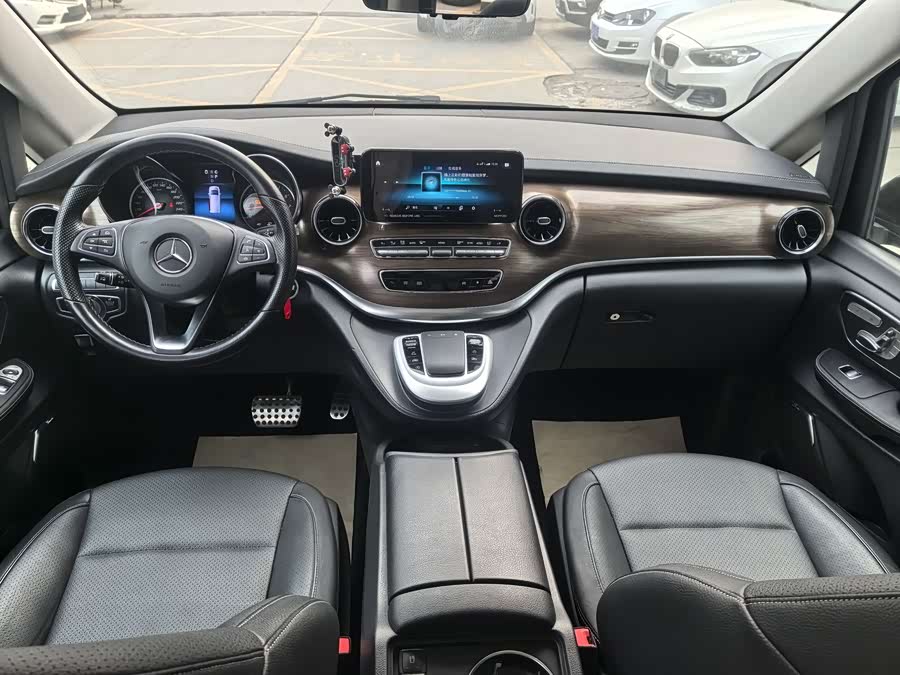 Mercedes-Benz V Class 2022 #18 Mercedes-Benz V Class 2022 immagine di auto #18