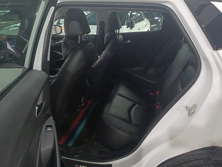 Chevrolet Charm 2024 car image #18