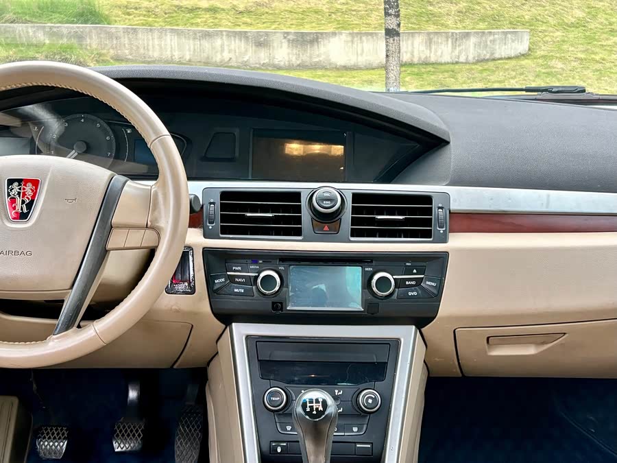 Roewe 550 2013 изображение автомобиля #18