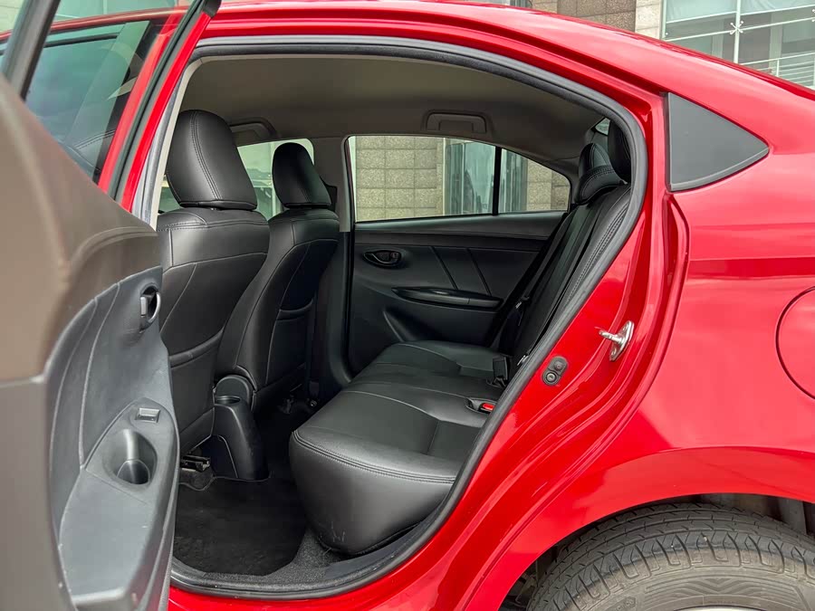 Toyota Vios 2015 immagine di auto #18