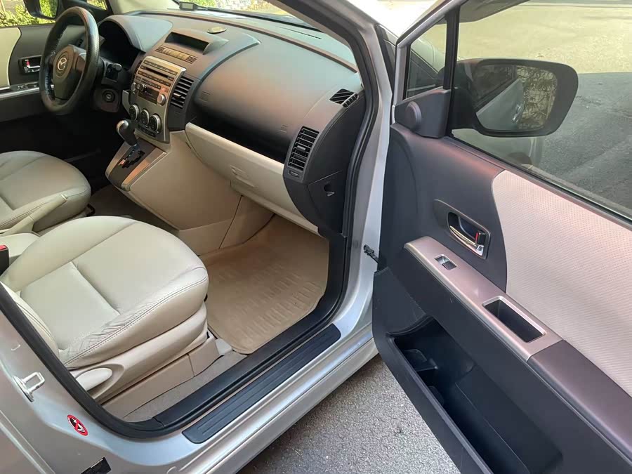 Mazda 5 2009 image de voiture #18