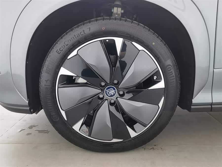 BYD Tang L 2025 car image #18