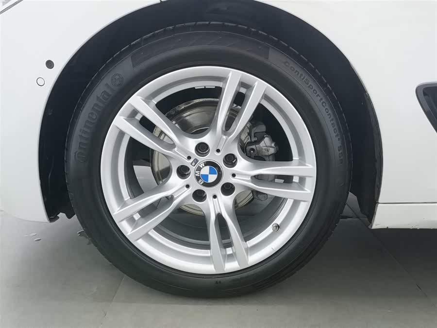 BMW 3 Series GT 2020 car image #18