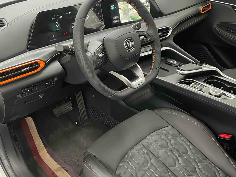 长安 长安UNI-T 2022 汽车图片 #18