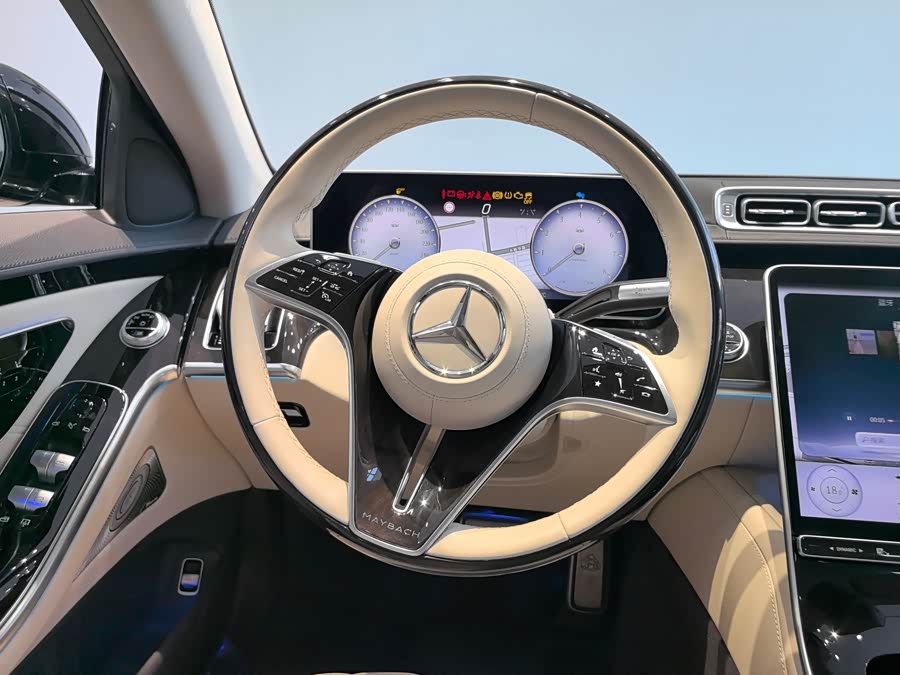 Mercedes-Benz Maybach S Class 2022 car image #18