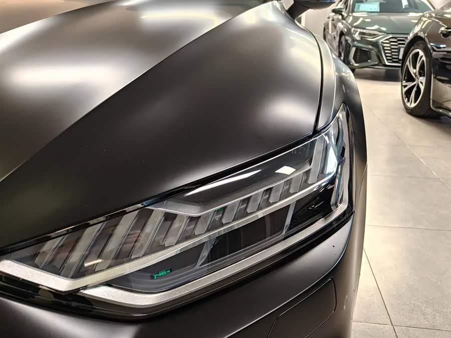 Audi A7 2022 car image #18