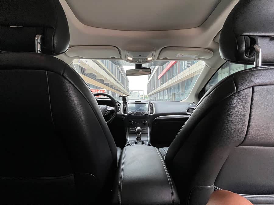 Ford Edge 2017 صورة سيارة #18