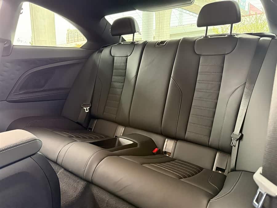 BMW M2 2024 car image #18