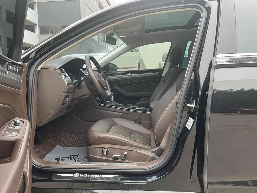 Volkswagen Phideon 2021 immagine di auto #18