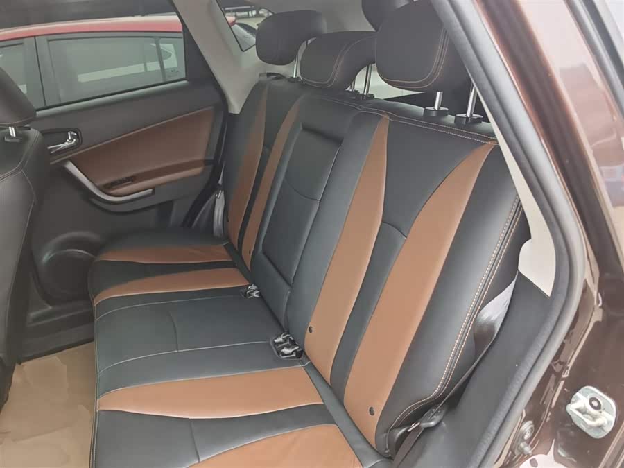 GAC Trumpchi GS5 Super 2015 car image #18