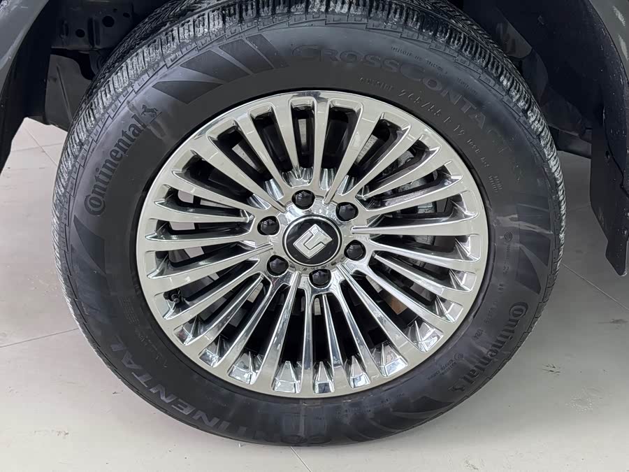 Tank 500 New Energy 2024 #18 Tank 500 New Energy 2024 car image #18