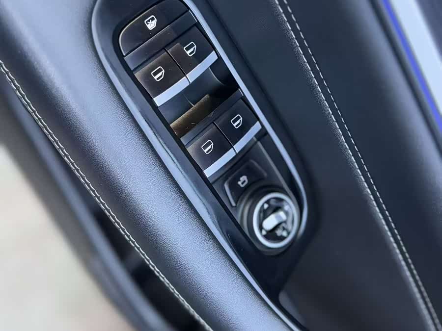 Chery Tiggo 8 2022 صورة سيارة #18