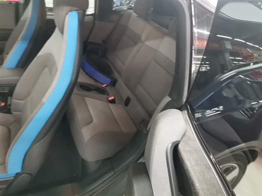 BMW i3 (Imported) 2018 صورة سيارة #18