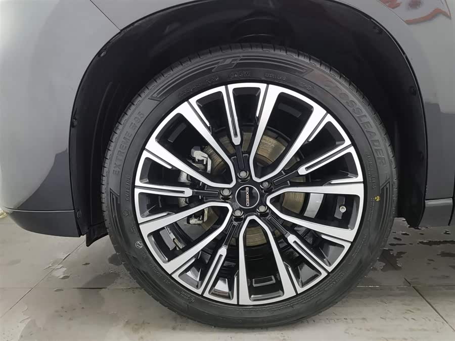 Exceed Stellar Era ET 2025 car image #18