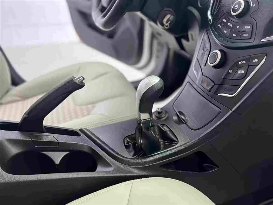 GAC Trumpchi GA3S 2017 car image #18