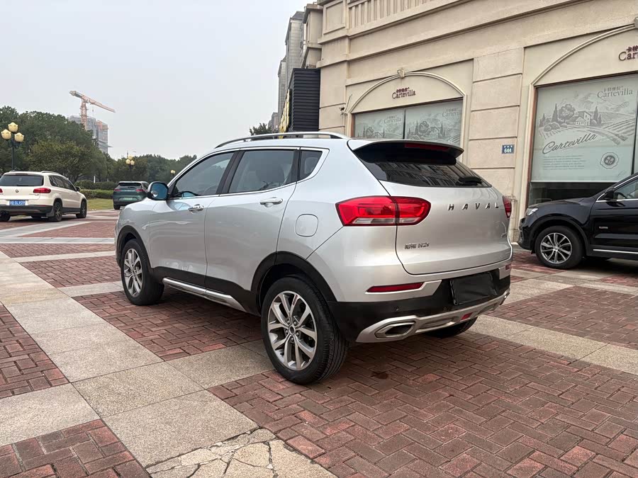 Haval H2s 2017 car image #18
