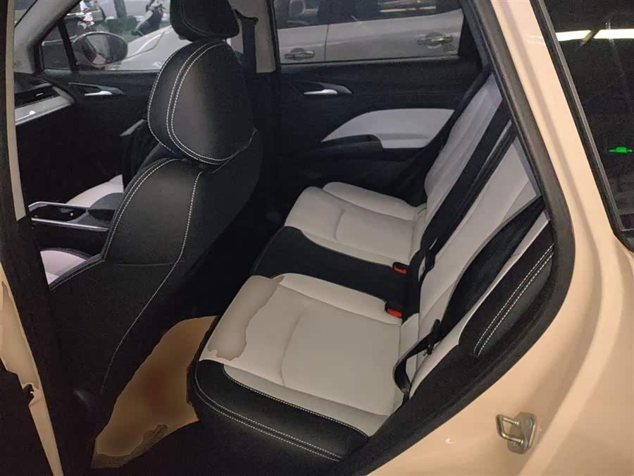 哪吒汽车 哪吒AYA 2024 汽车图片 #18