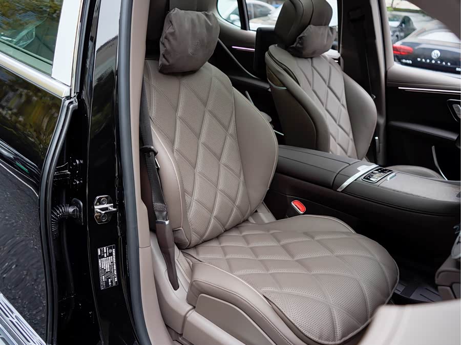 Mercedes-Benz MaybachEQS SUV 2025 #18 Mercedes-Benz MaybachEQS SUV 2025 car image #18