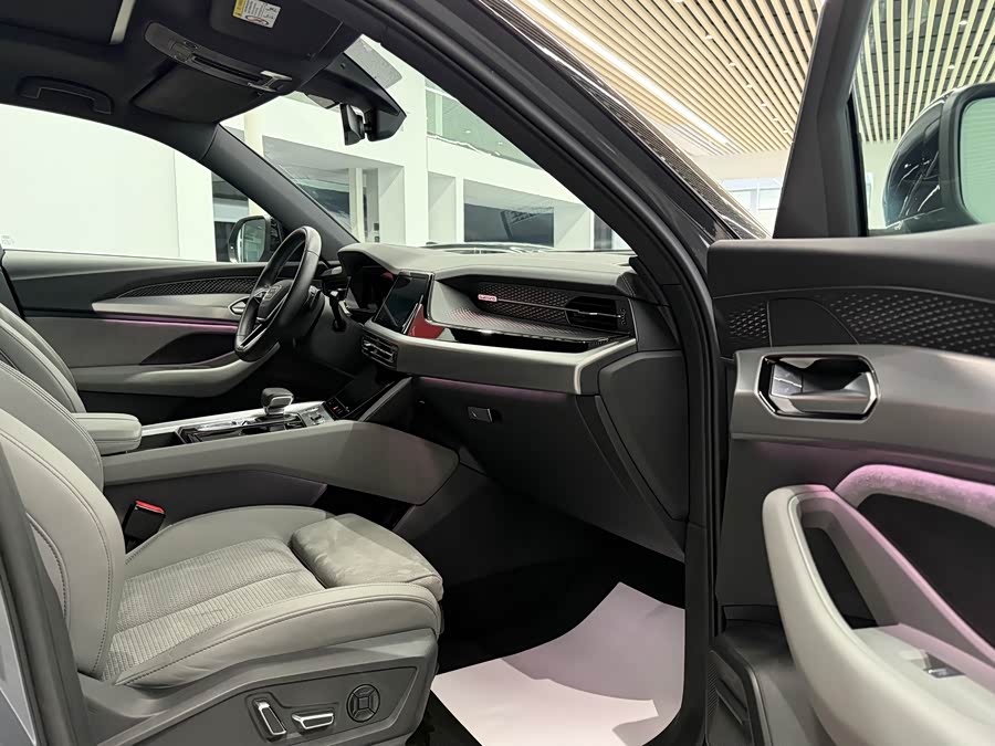 Audi Q6 2024 imagem de carro #18