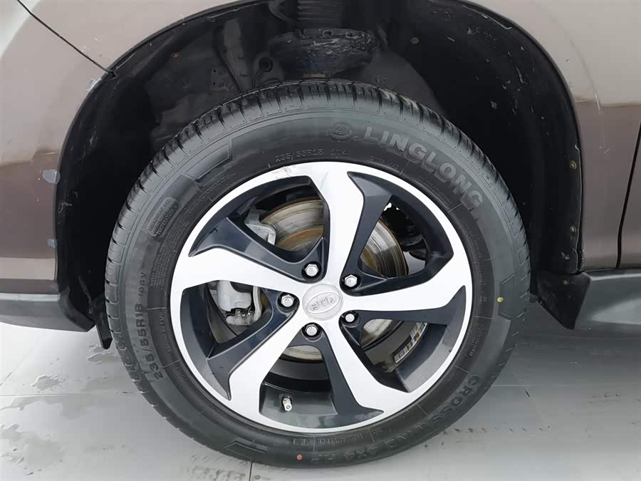 BYD S7 2015 car image #18