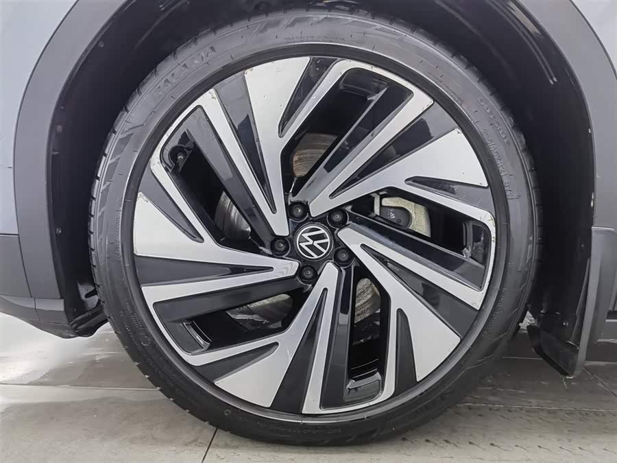 Volkswagen ID.6 X 2022 car image #18