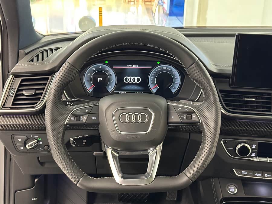 Audi Q5L Sportback 2022 car image #18