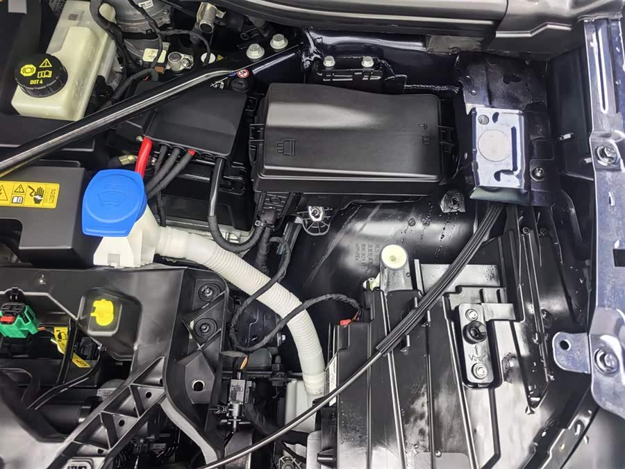 Audi Q4 e-tron 2024 immagine di auto #18