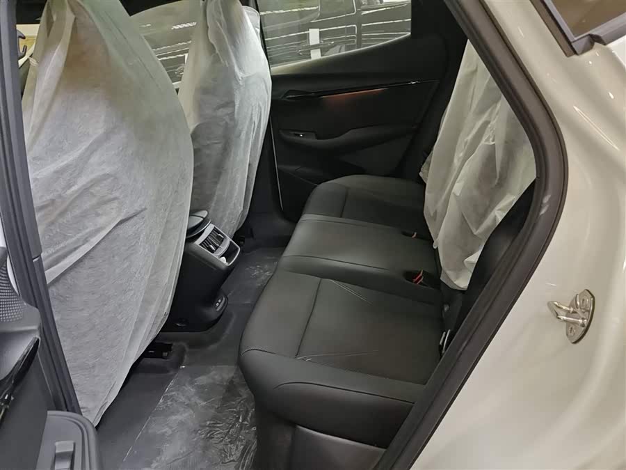 Volkswagen ID.UNYX 06 2025 image de voiture #18