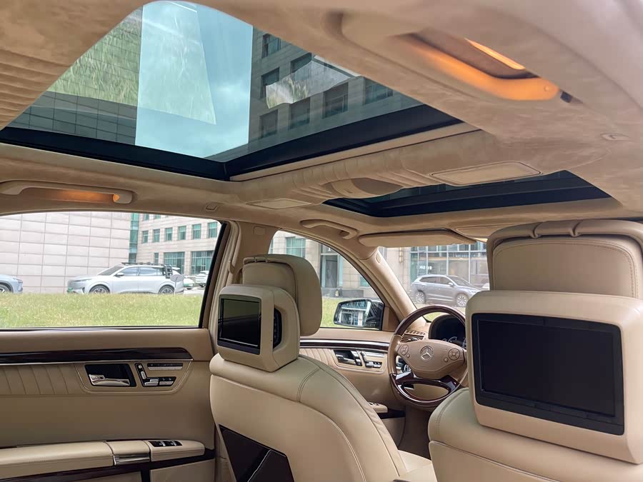 Mercedes-Benz S Class 2012 immagine di auto #18