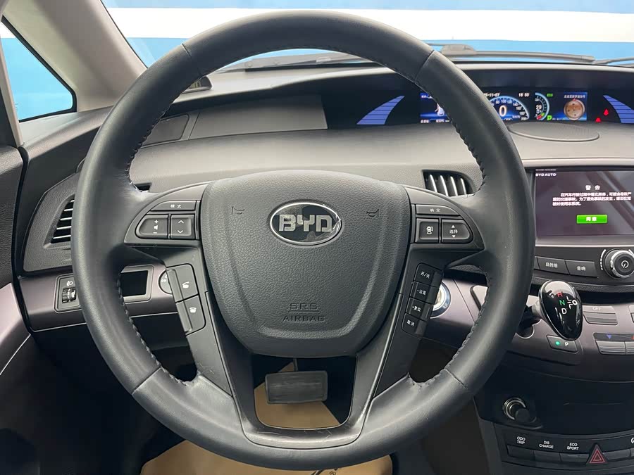 BYD e6 2016 #18 BYD e6 2016 car image #18