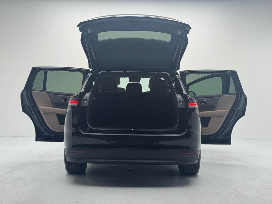 理想汽车 理想i6 2025 汽车图片 #18