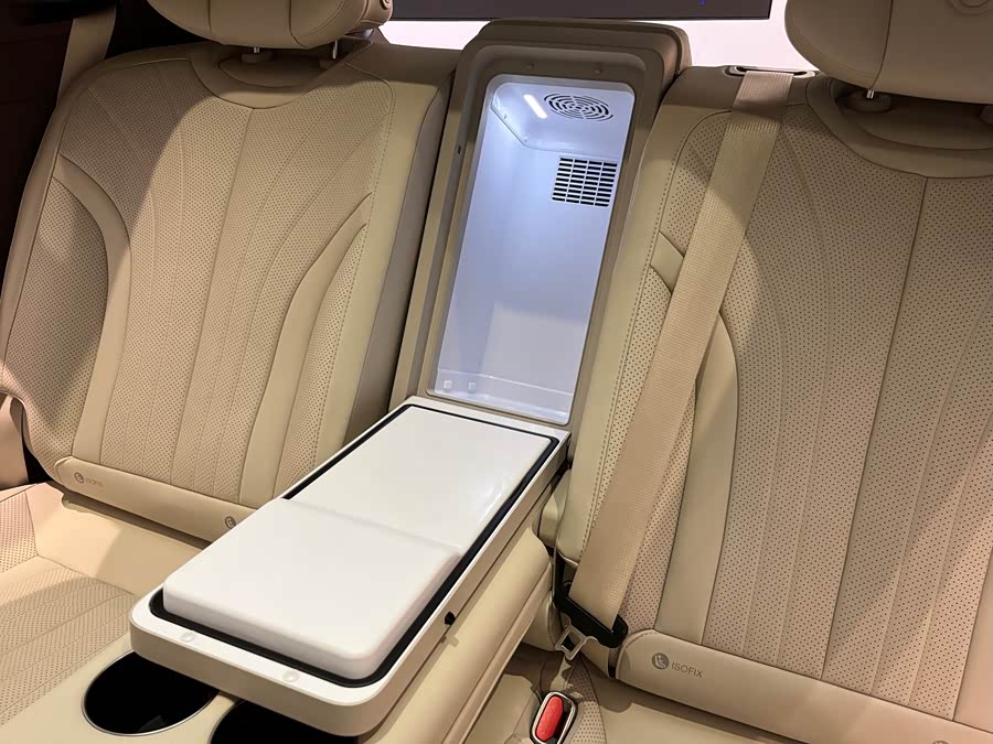 Denza Z9GT 2024 #18 Denza Z9GT 2024 car image #18