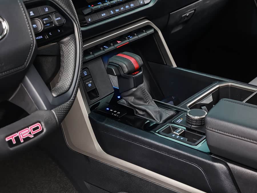 Toyota Tundra 2024 immagine di auto #18