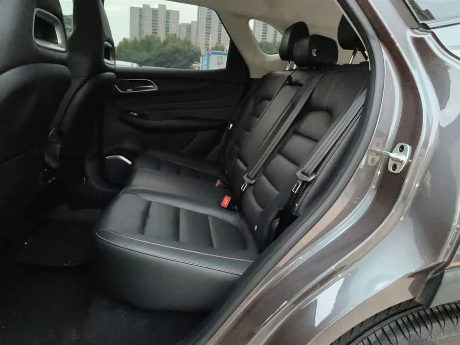 MG Pilot New Energy 2022 #18 MG Pilot New Energy 2022 car image #18