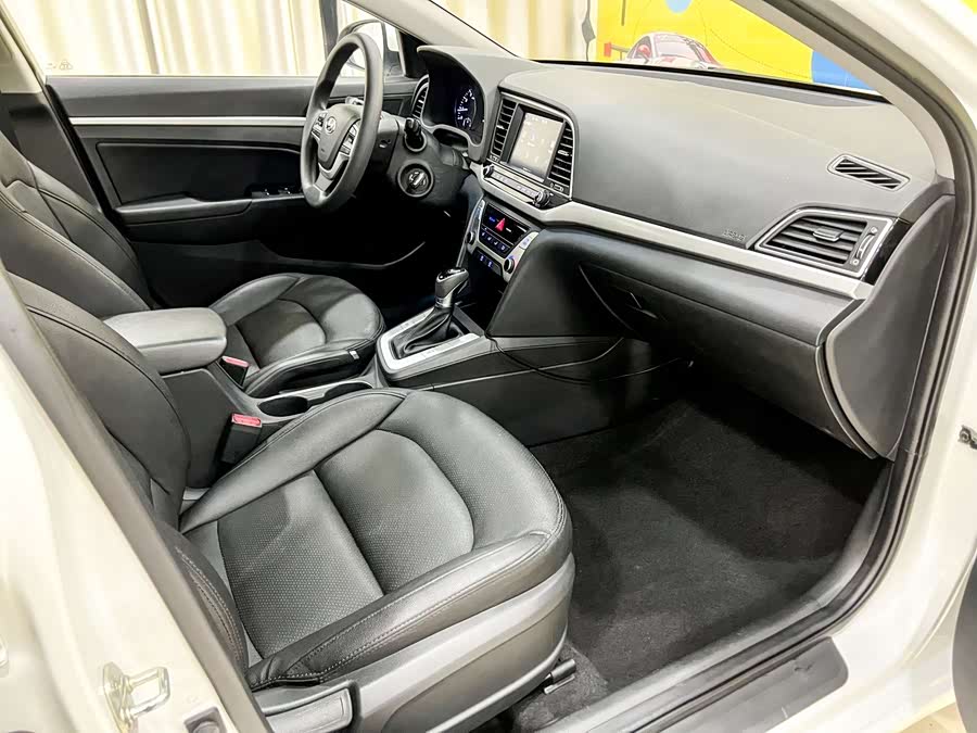 Hyundai Elantra AD 2018 #18 Hyundai Elantra AD 2018 car image #18