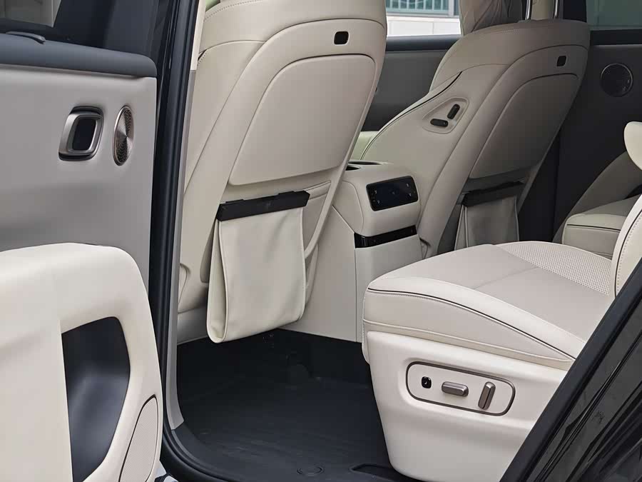 Li i8 2025 изображение автомобиля #18